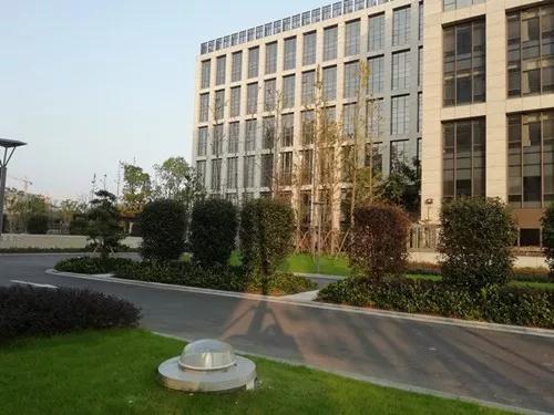 導(dǎo)光管地下空間案例