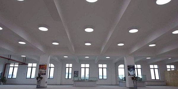 你知道嗎？自然光也可以用作室內(nèi)照明！